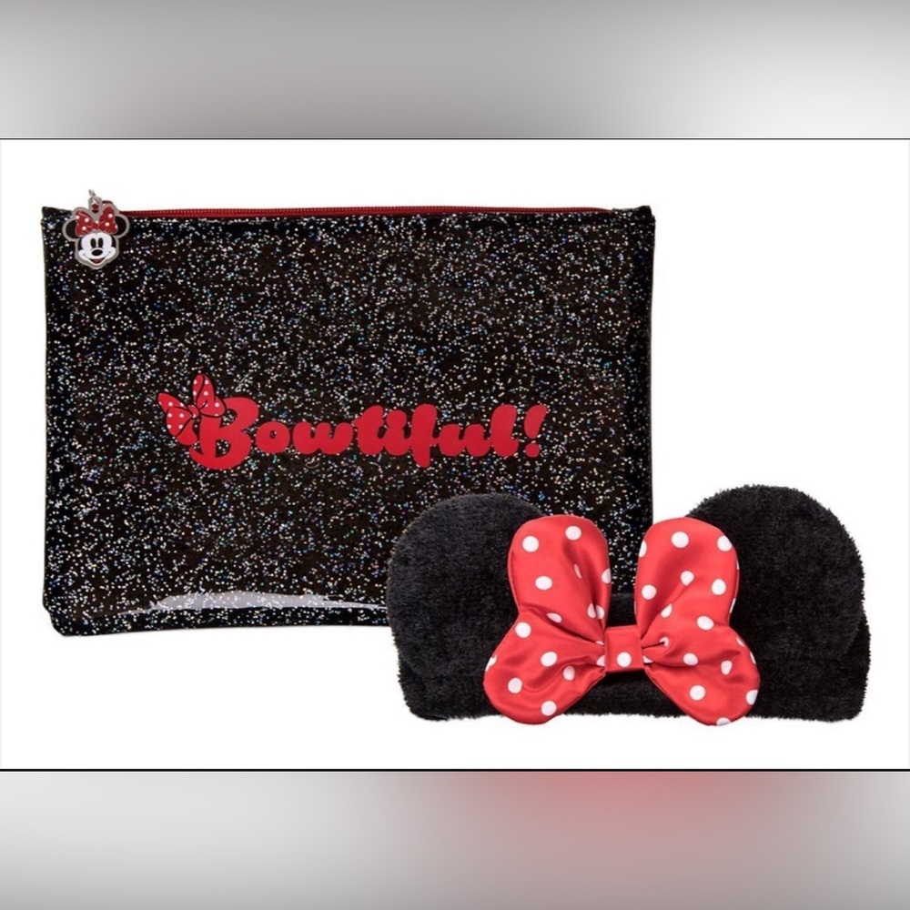 Disney Minnie Mouse Sparkle Black and Red Spa Accessory Set